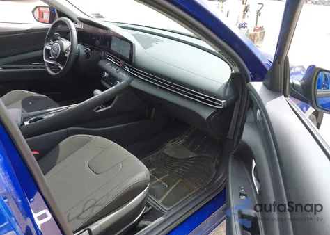 2023 Hyundai Elantra Sel z USA, uszkodzony, nr VIN KMHLS4AG0PU627922